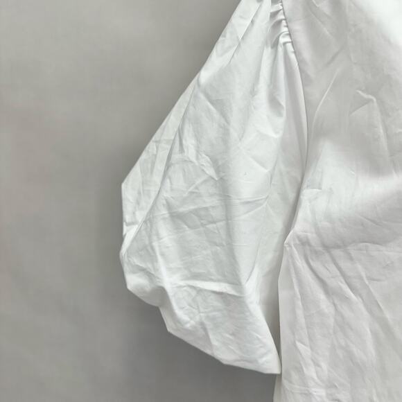 Abercrombie & Fitch Short-Sleeve Tie-Front Top Solid White Size Medium NWT - Picture 2 of 12